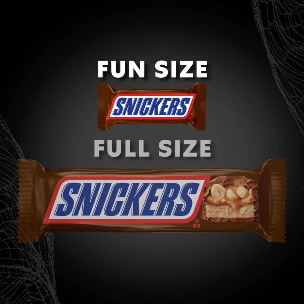 SNICKERS Fun Size Milk Chocolate Halloween Candy Bars, 175 Ct Bulk Resealable Bucket